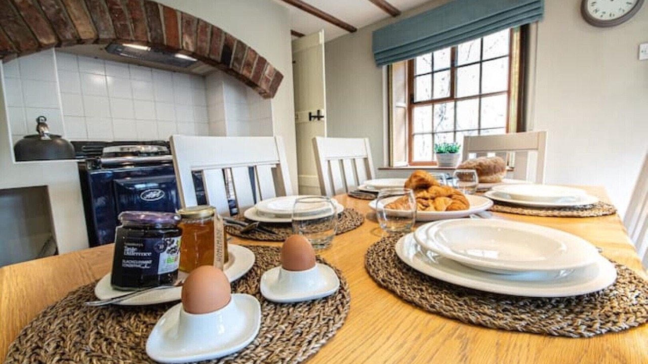 Photo of Others in Alstonfield