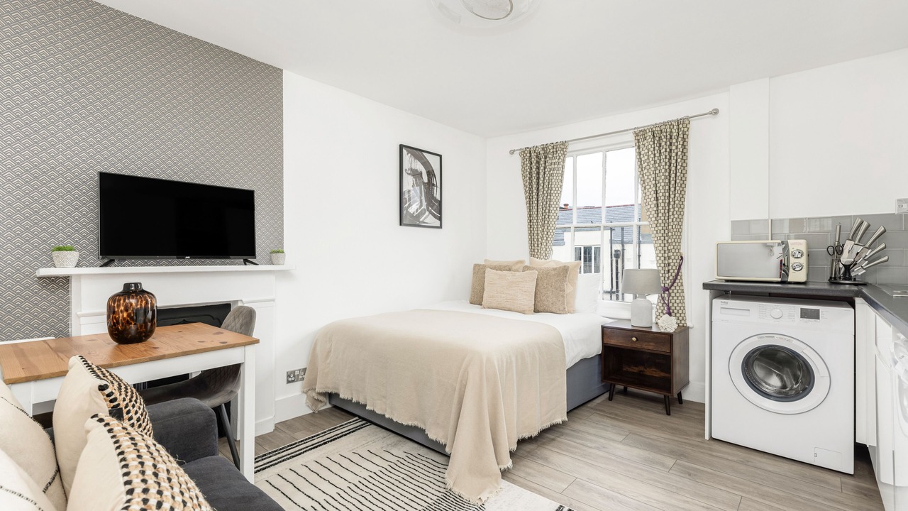 Photo of Others in Bayswater