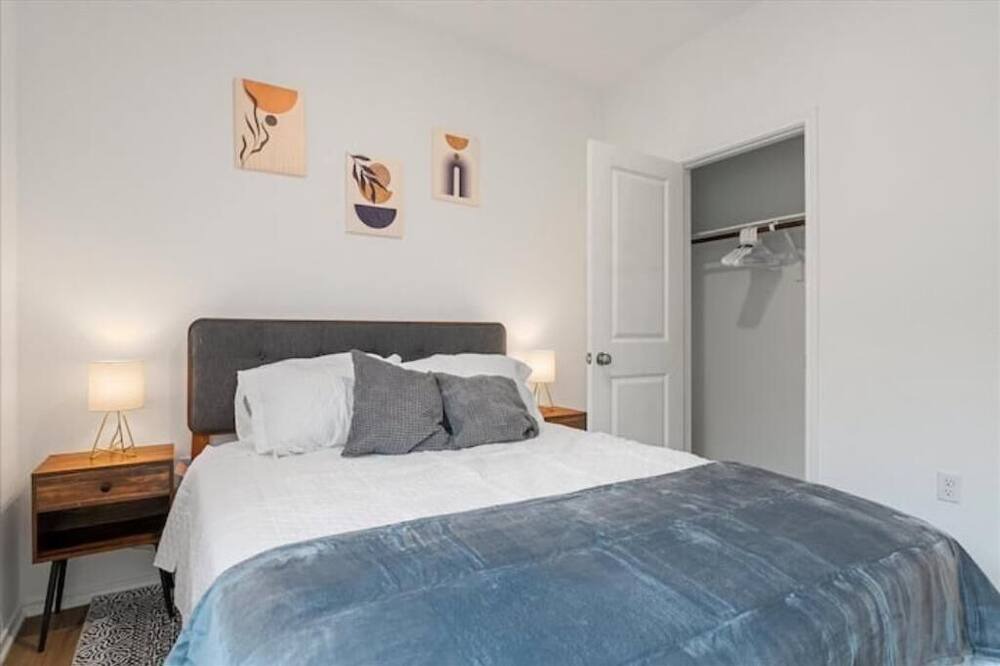 Photo of Bedroom in Del Valle