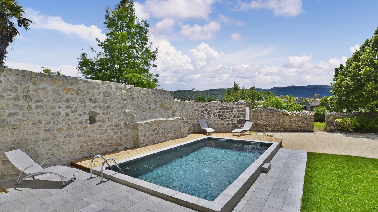 Photo of Outdoor in Saint Alban Auriolles
