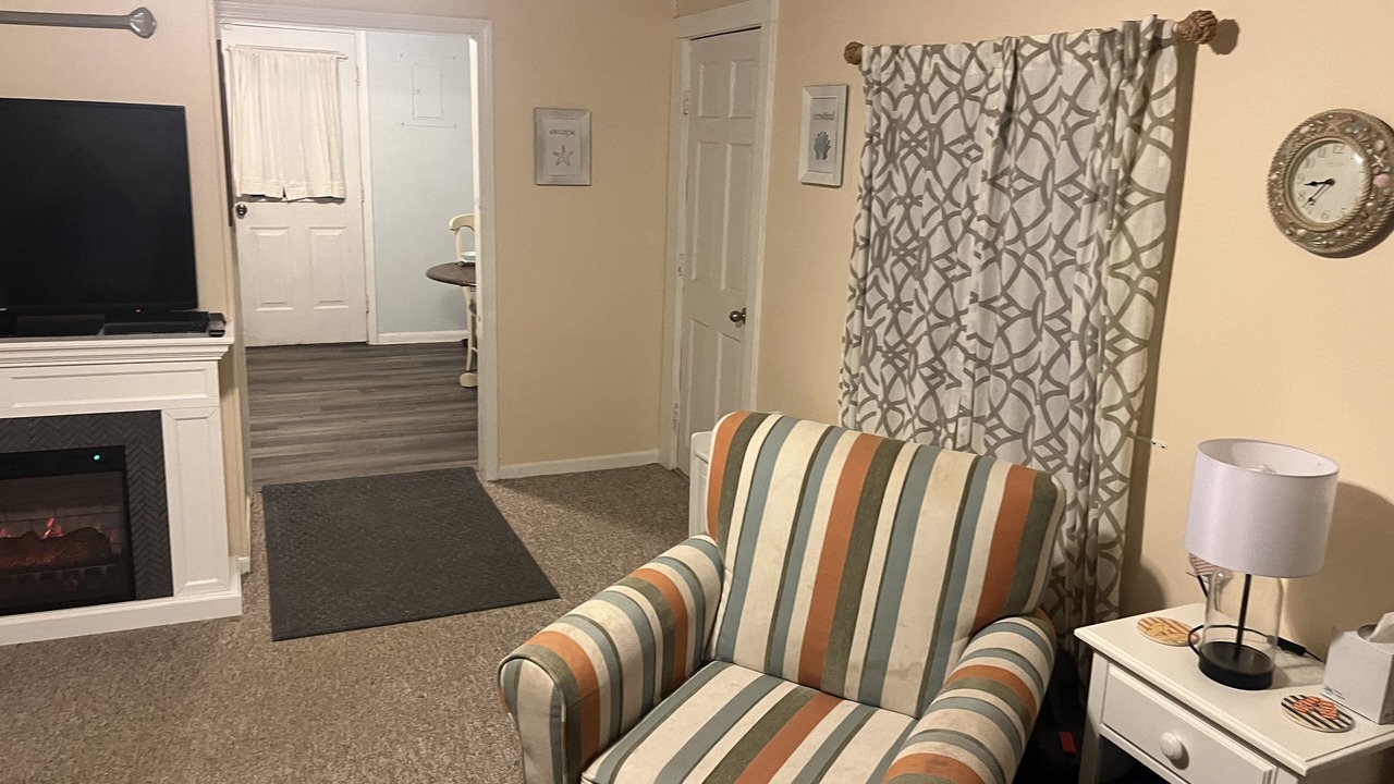 Photo of Livingroom in Ellsworth