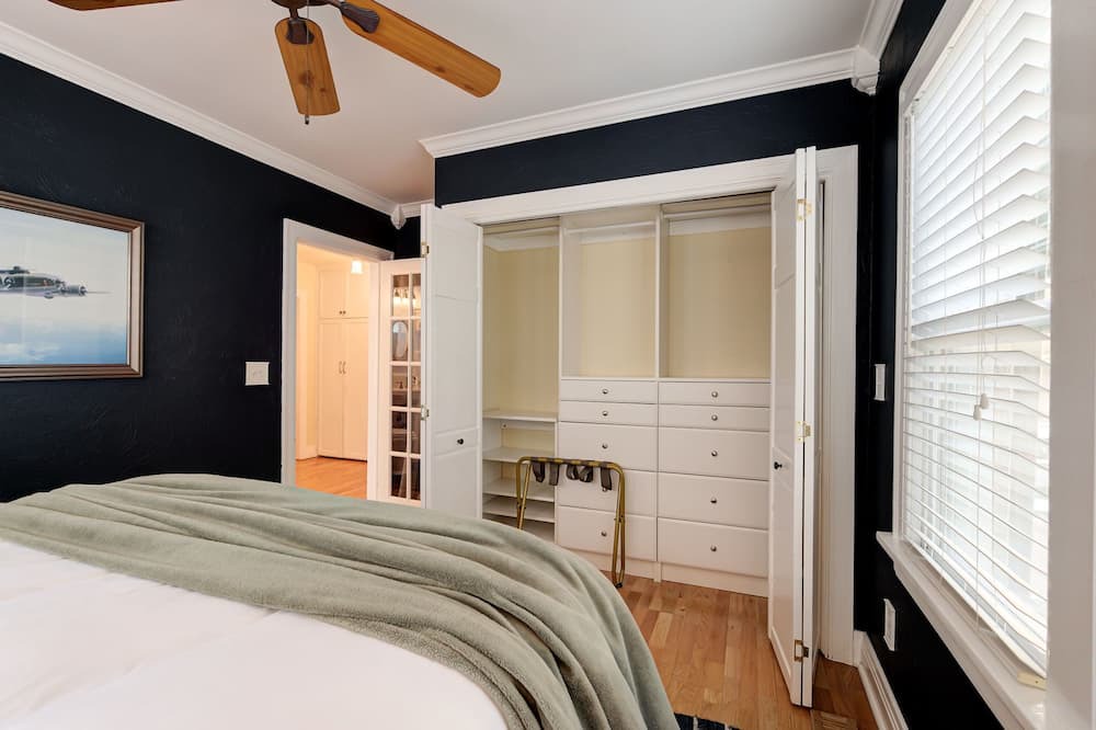 Photo of Bedroom in Central Oklahoma City