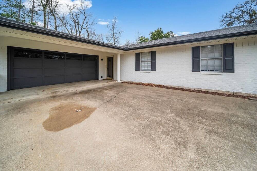 Photo of Outdoor in Hideaway