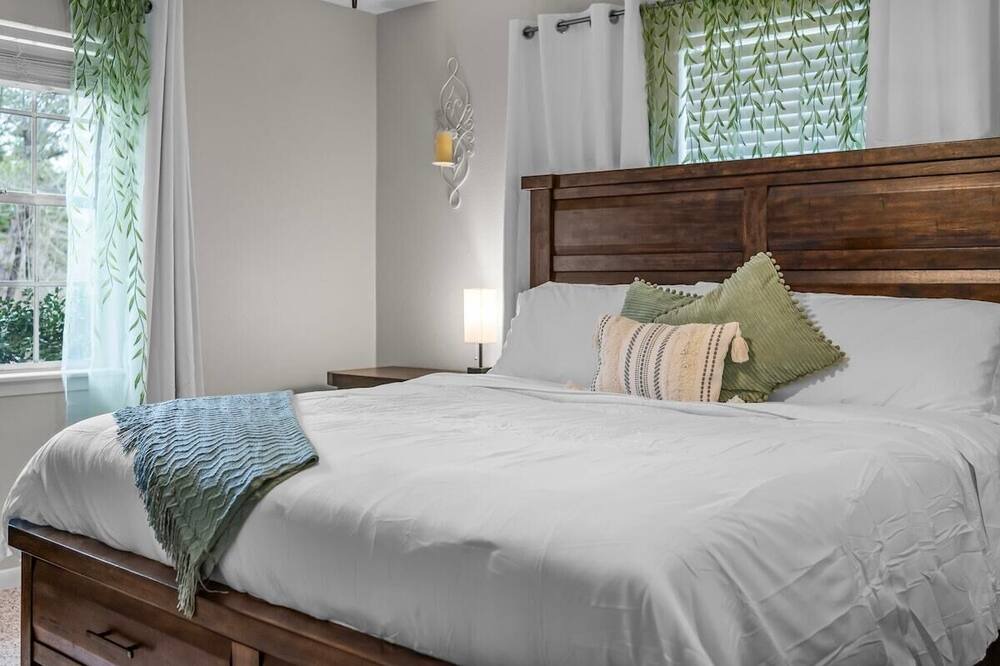 Photo of Bedroom in Hideaway