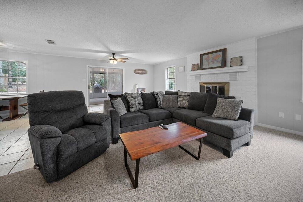 Photo of Livingroom in Hideaway