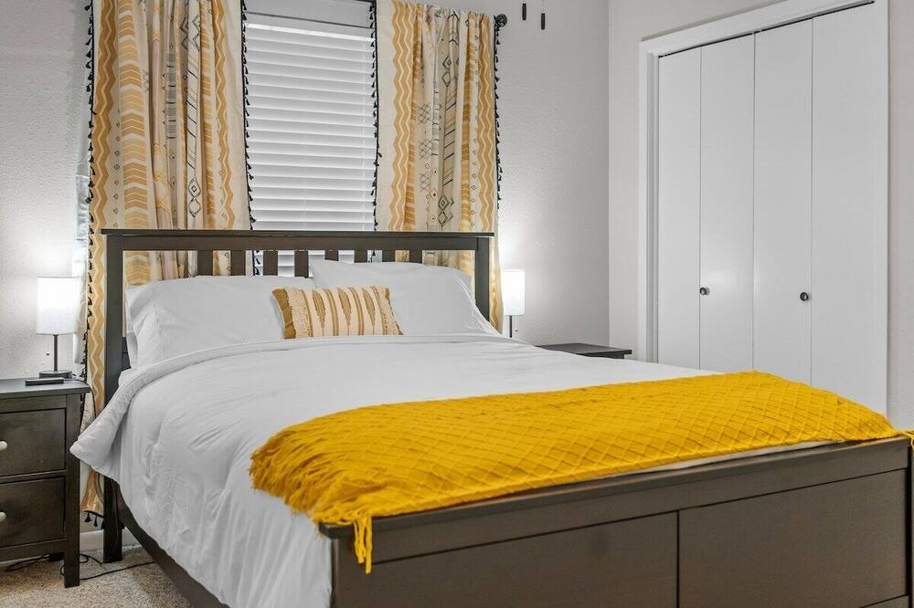 Photo of Bedroom in Hideaway