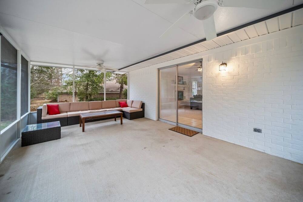 Photo of Patio Balcony in Hideaway