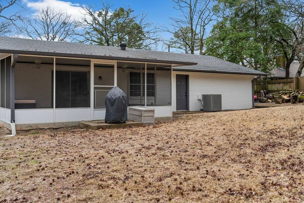 Photo of Outdoor in Hideaway