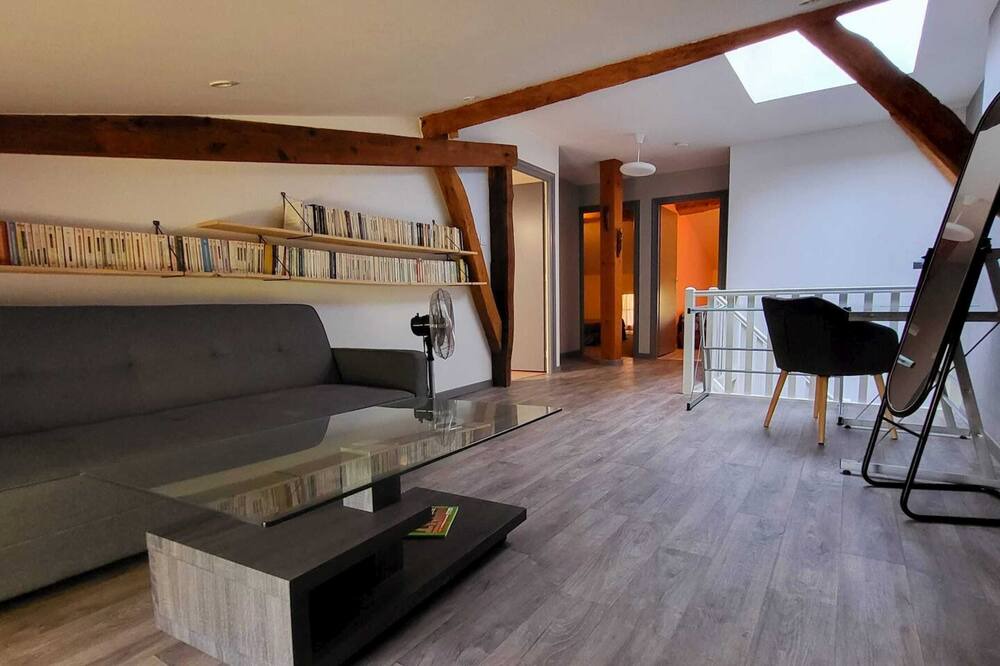 Photo of Livingroom in Aiguillon