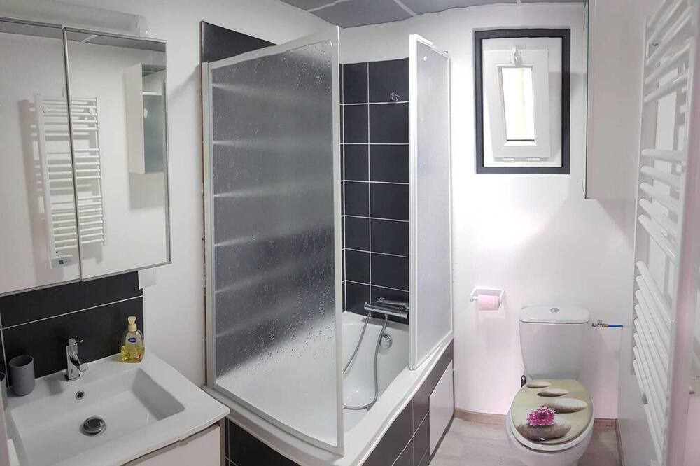 Photo of Bathroom in Mareuil-sur-Cher