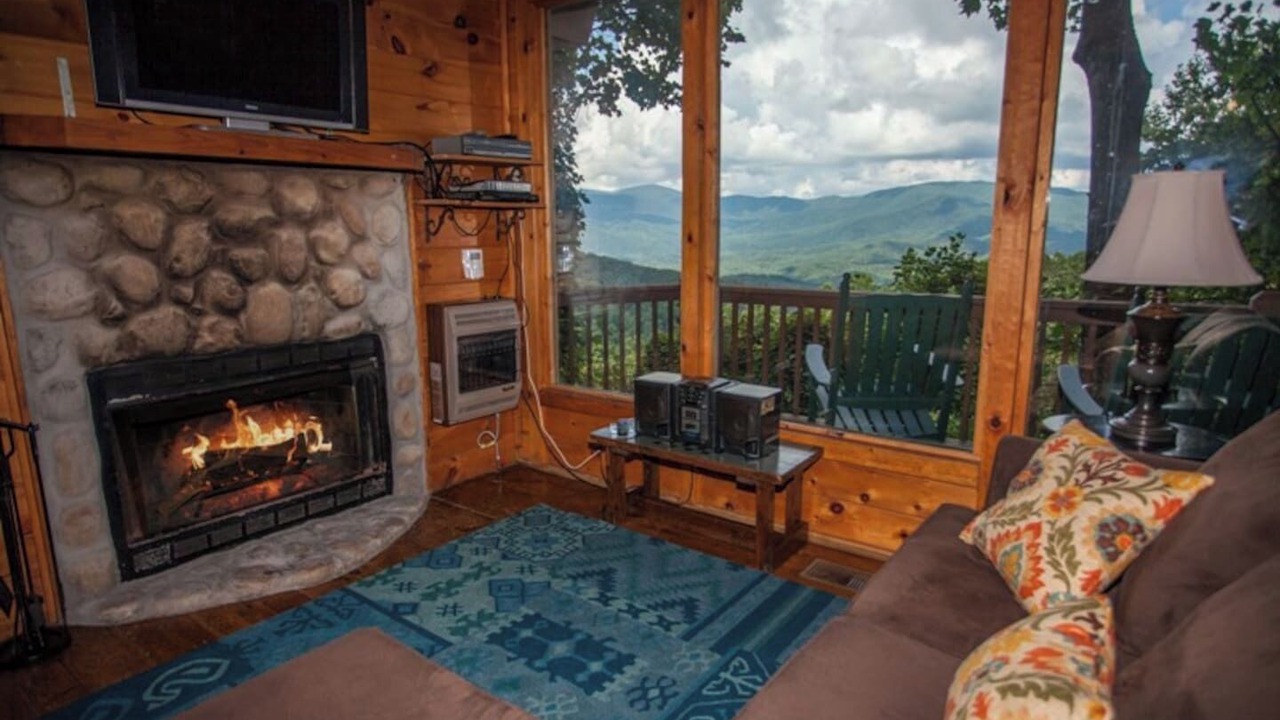 Photo of Livingroom in Chatsworth