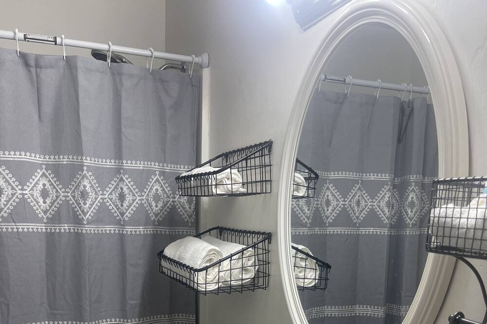 Photo of Bathroom in Durant