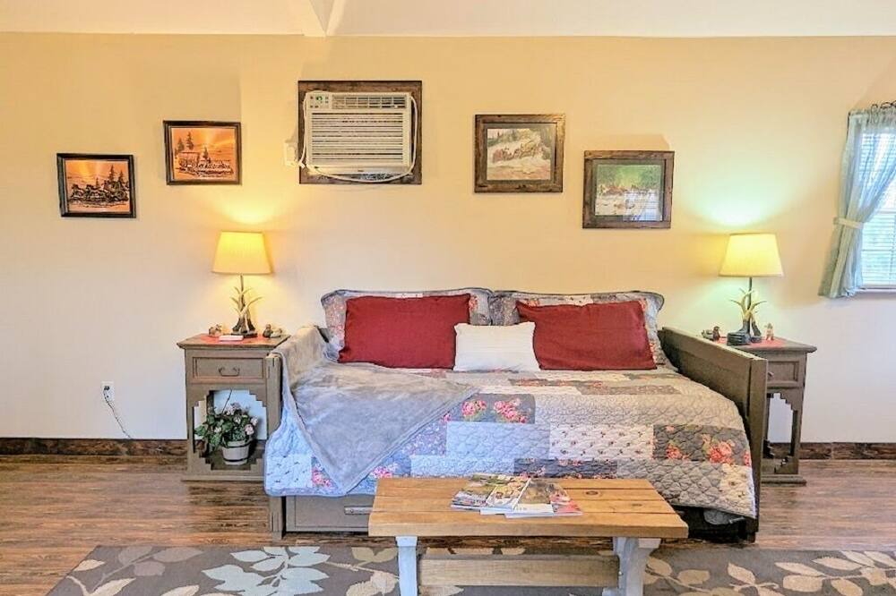 Photo of Bedroom in Davis