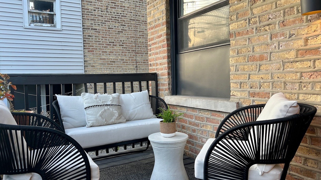 Photo of Outdoor in North Center