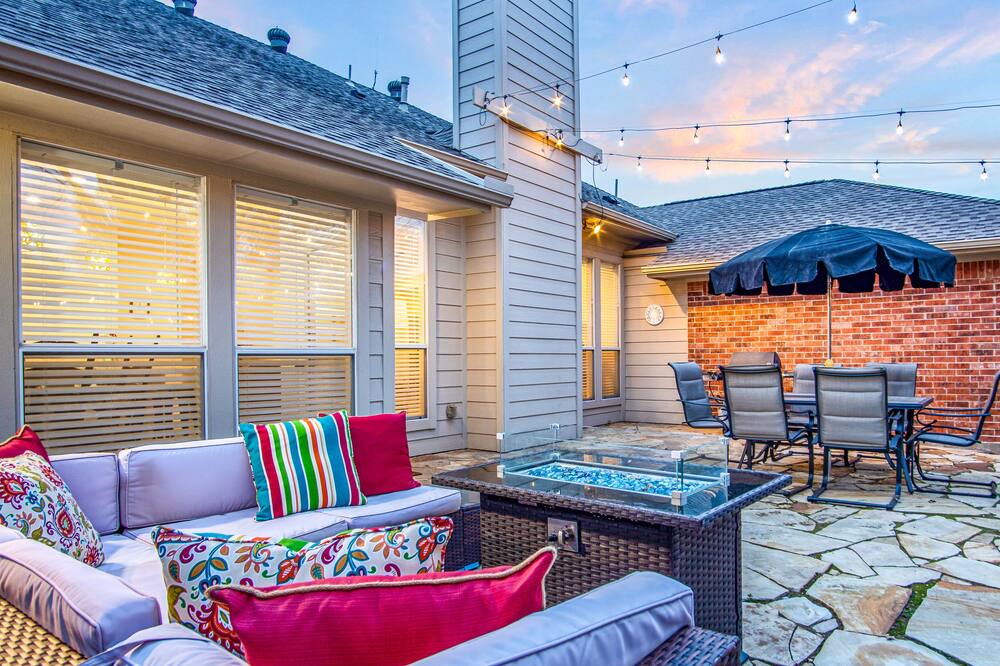 Photo of Outdoor in Garland