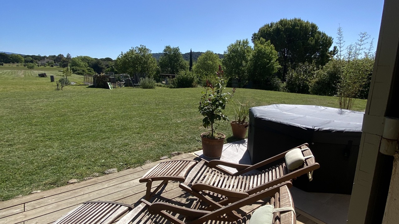 Photo of Outdoor in Puyvert