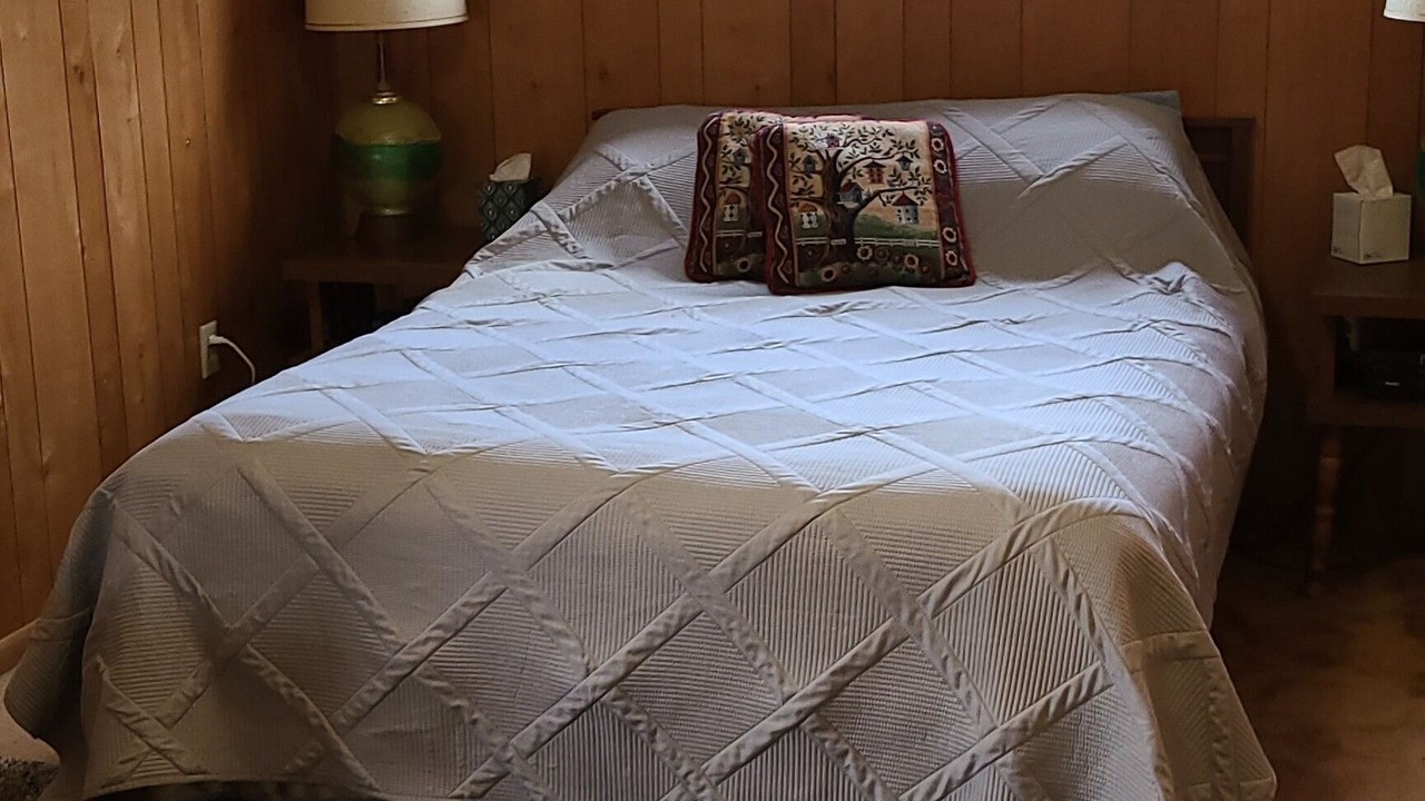 Photo of Others in Underwood