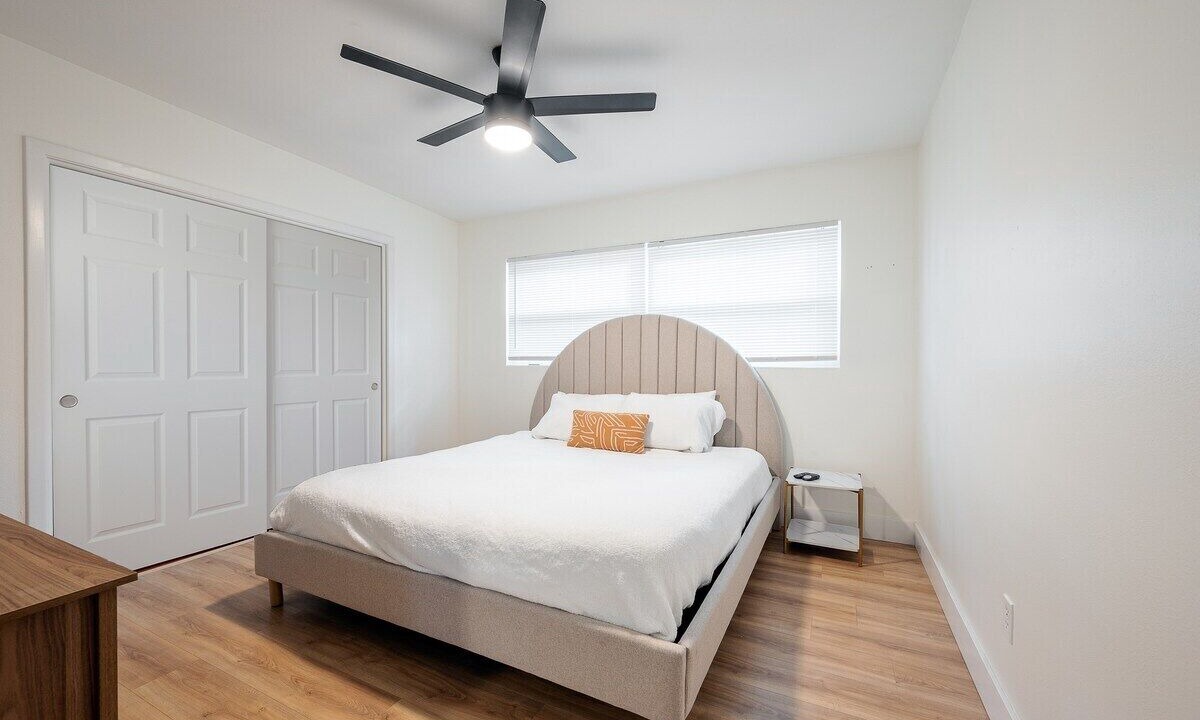 Photo of Others in Edgewood