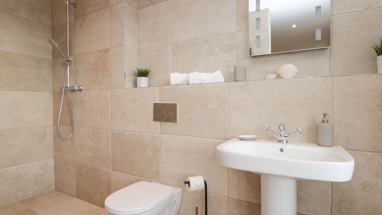 Photo of Others in Staddlebridge