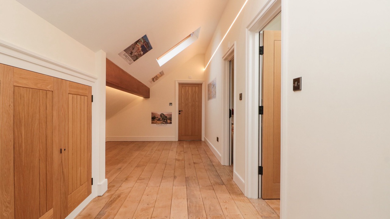 Photo of Others in Staddlebridge