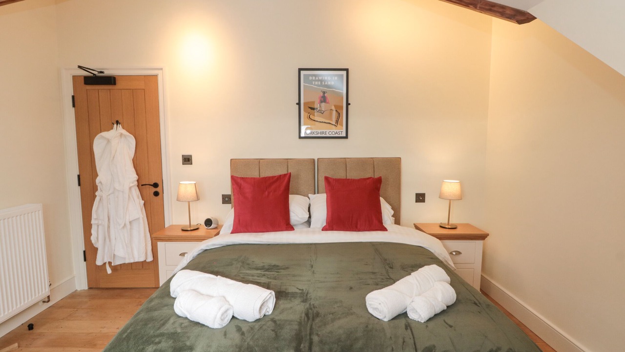 Photo of Others in Staddlebridge