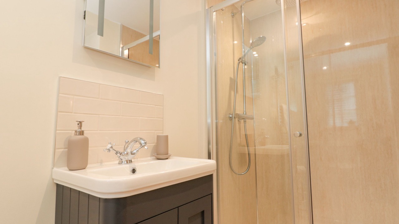 Photo of Bathroom in Staddlebridge