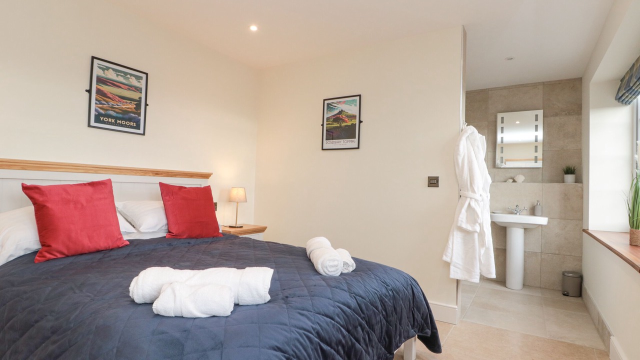 Photo of Others in Staddlebridge