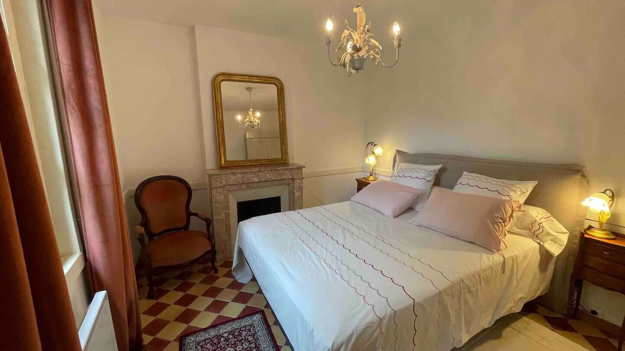 Photo of Others in Autun