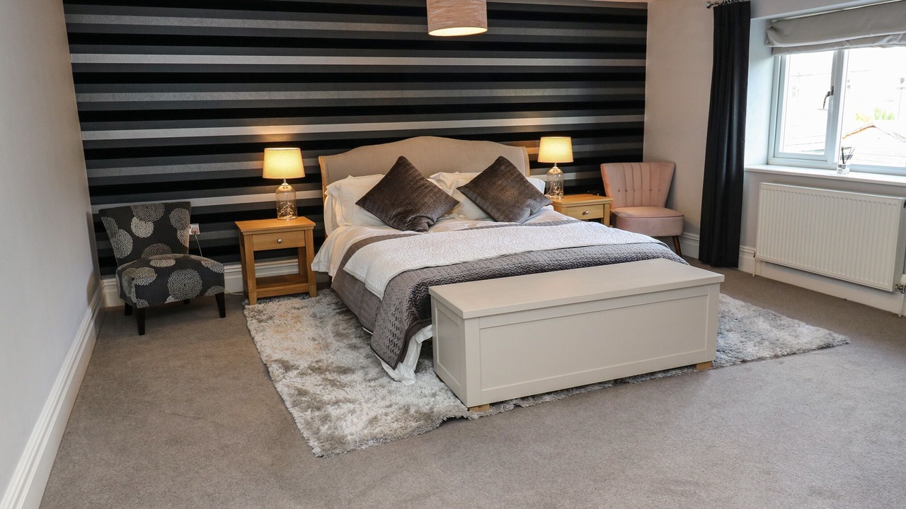 Photo of Others in Padfield