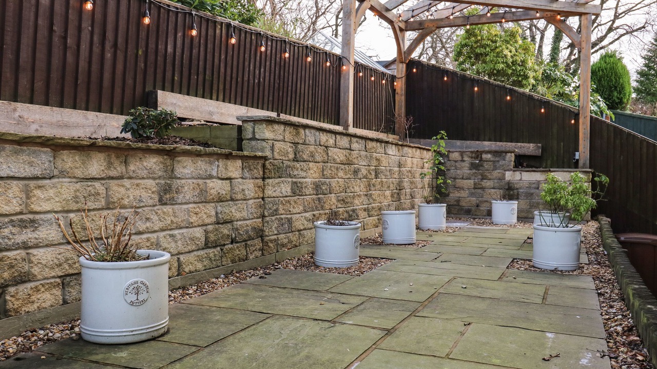 Photo of Outdoor in Padfield