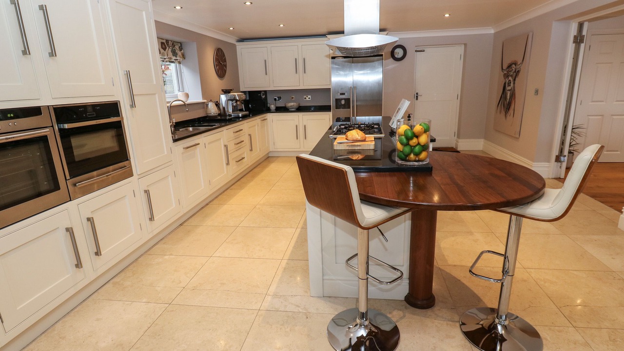 Photo of Others in Padfield