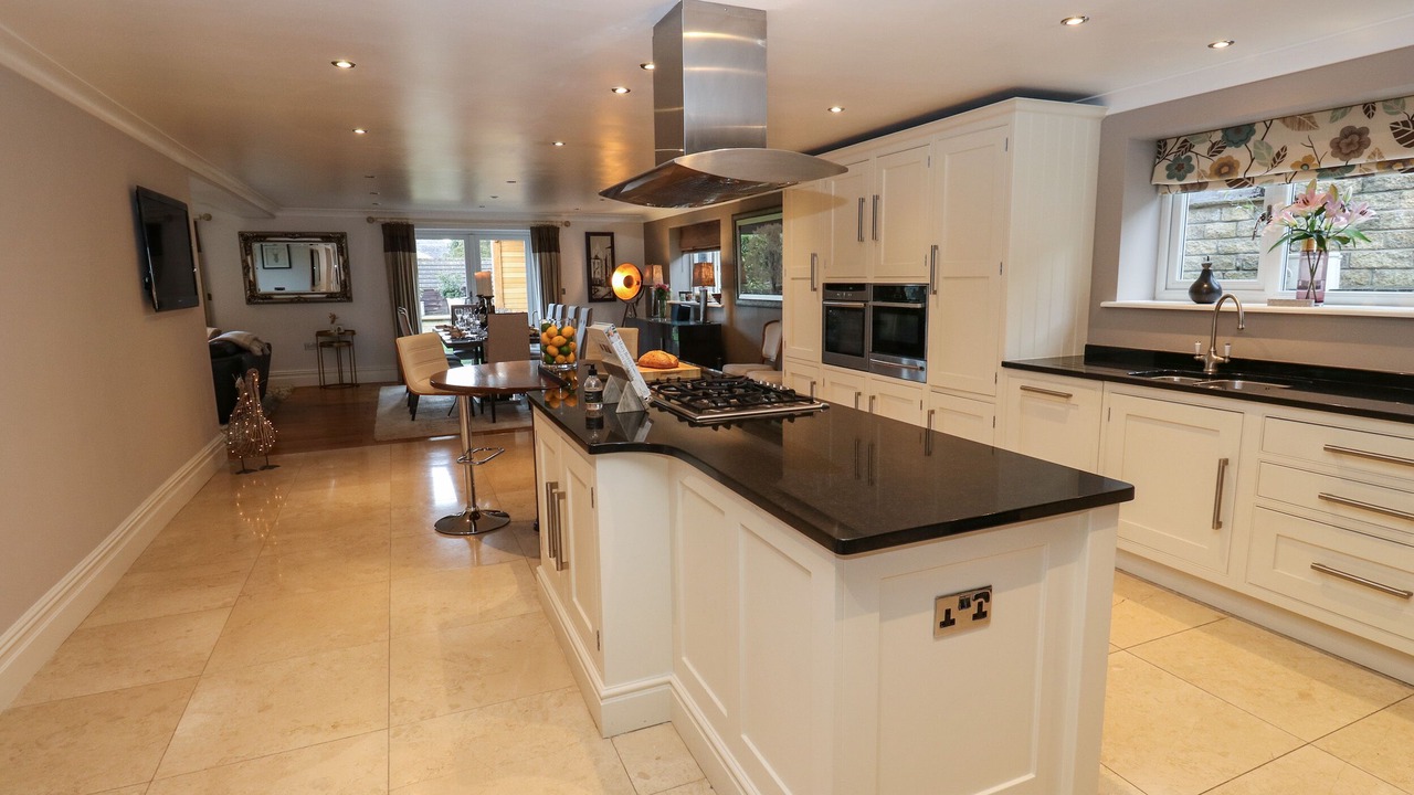 Photo of Others in Padfield