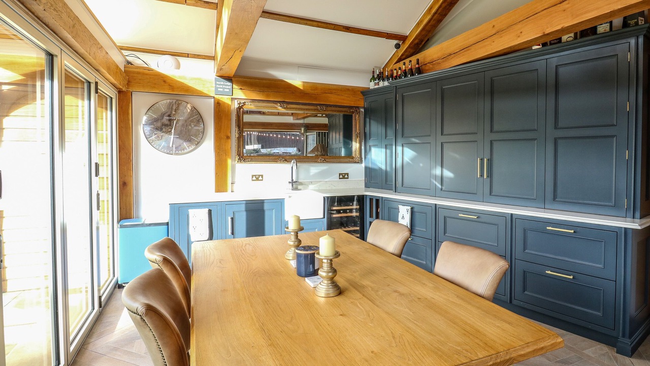 Photo of Others in Padfield