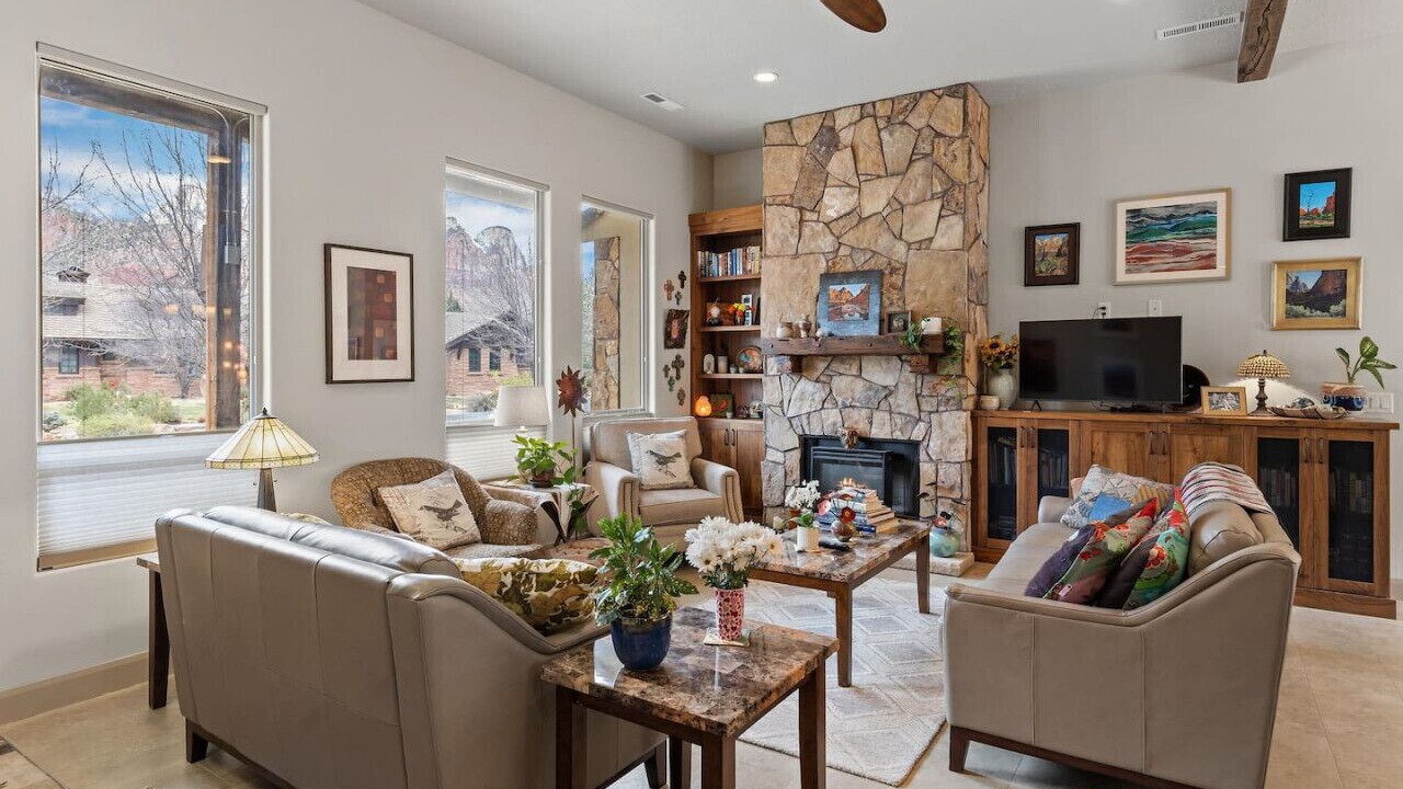 Photo of Livingroom in Zion National Park South Entrance