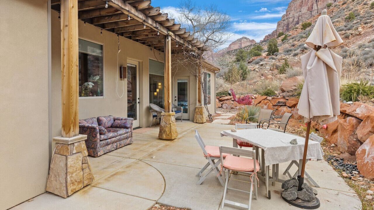 Photo of Patio Balcony in Zion National Park South Entrance