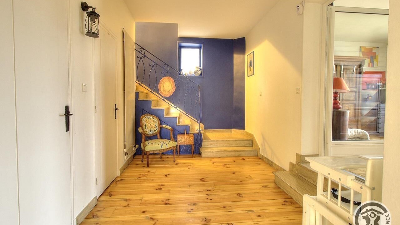 Photo of Others in Oullins