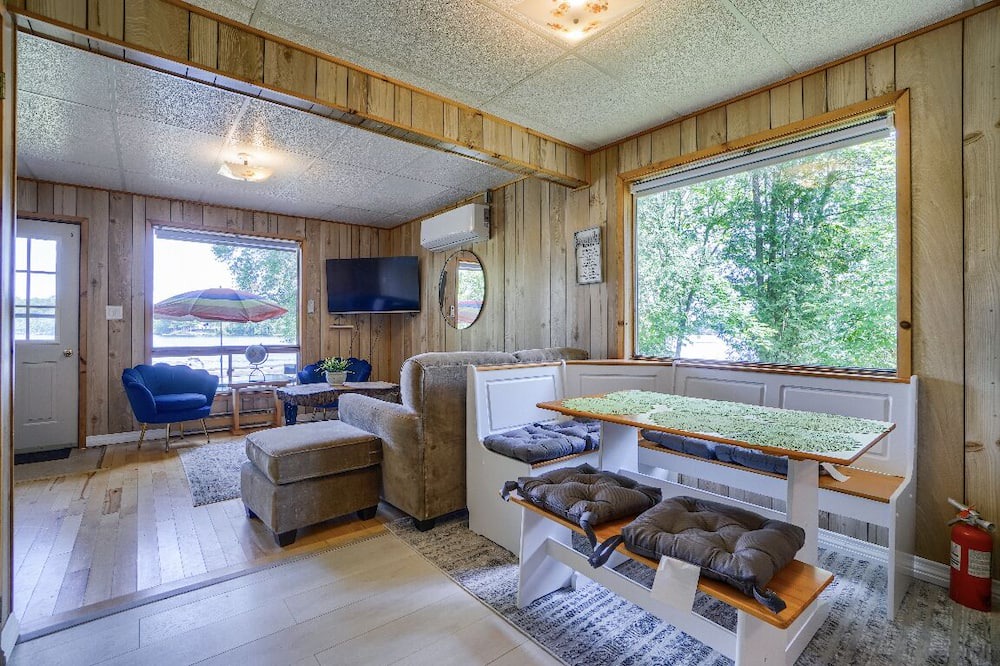 Photo of Kitchen in Coboconk