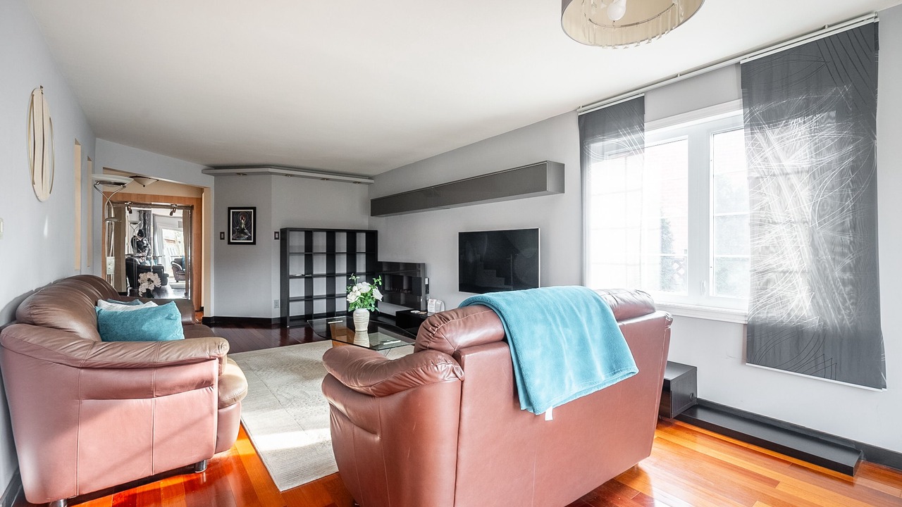 Photo of Livingroom in Richmond Hill