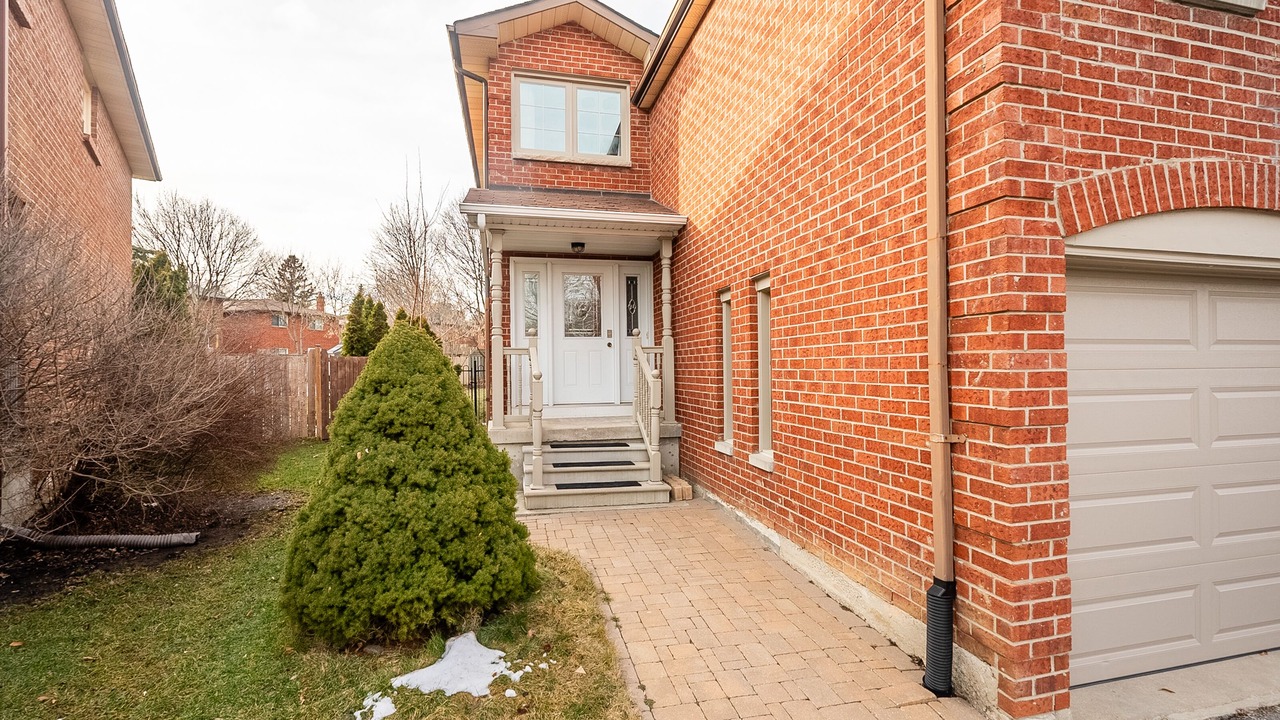 Photo of Outdoor in Richmond Hill