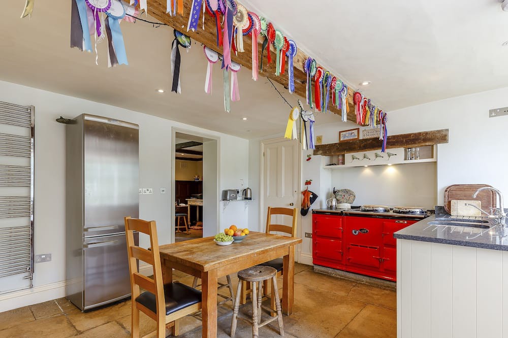 Photo of Others in Swindon