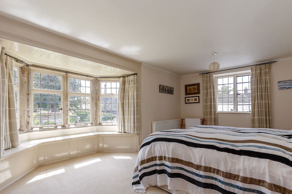 Photo of Bedroom in Swindon
