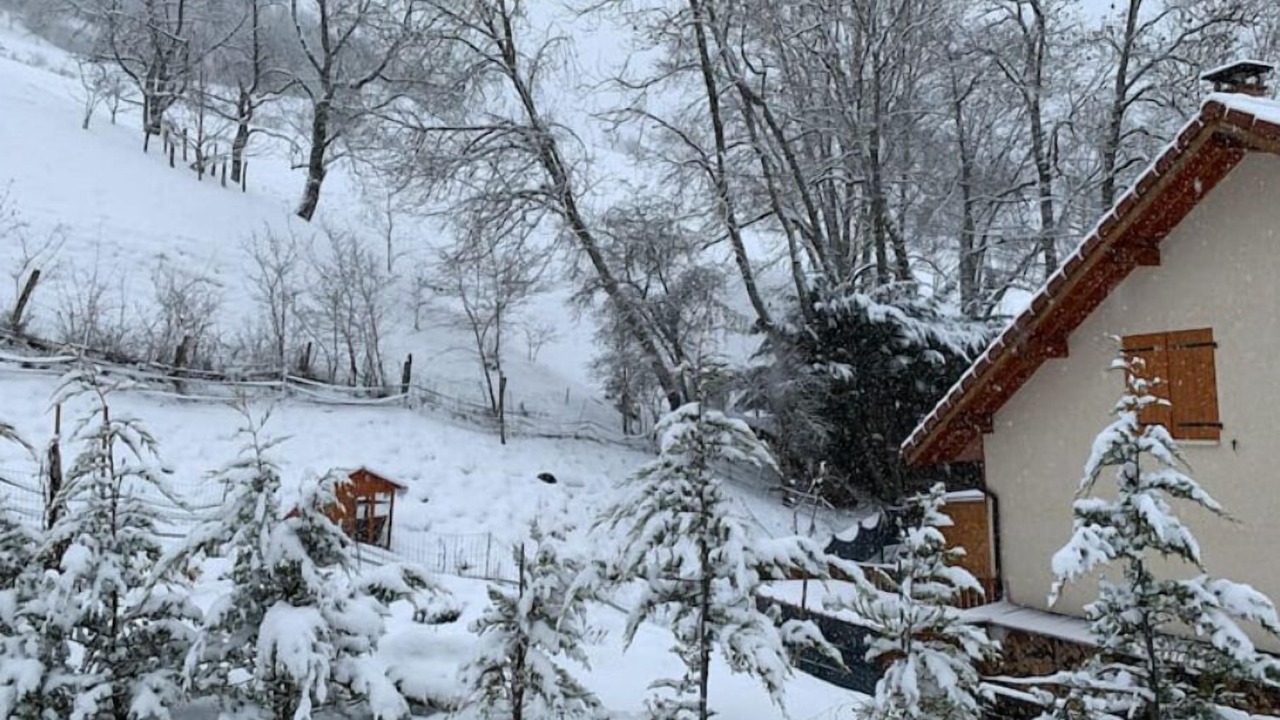 Photo of Others in Vailly