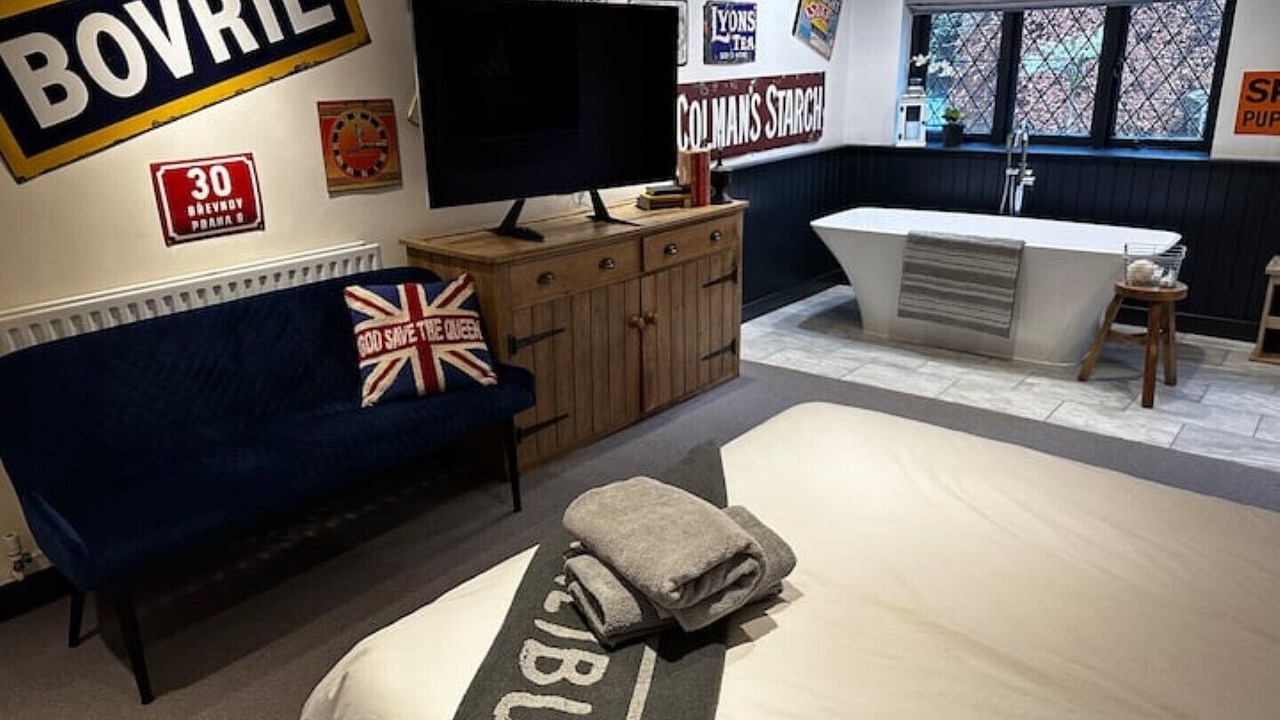 Photo of Livingroom in Elstead