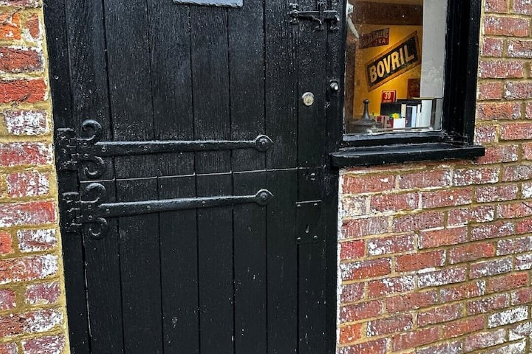 Photo of Buildings in Elstead