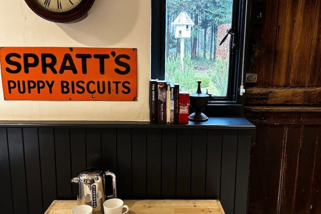 Photo of Others in Elstead