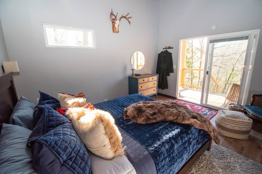 Photo of Bedroom in Huntsville