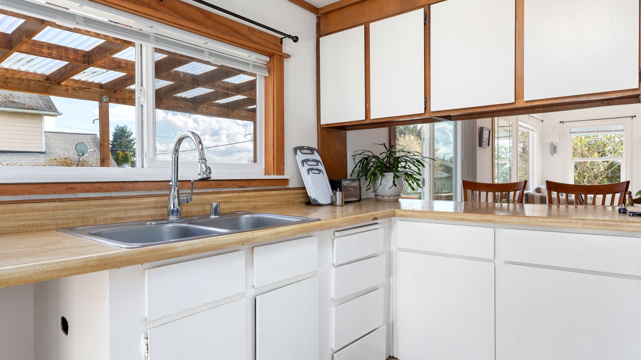 Photo of Kitchen in Clinton