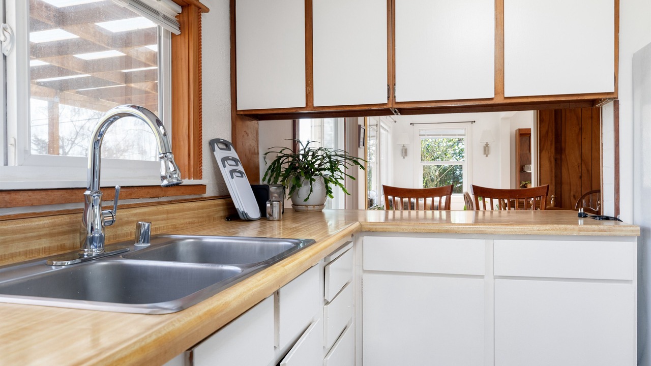 Photo of Kitchen in Clinton