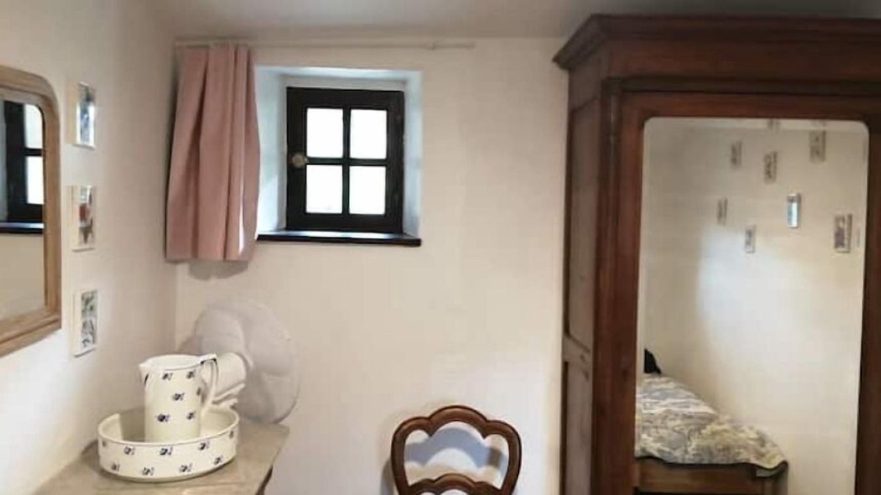 Photo of Others in Thoiras