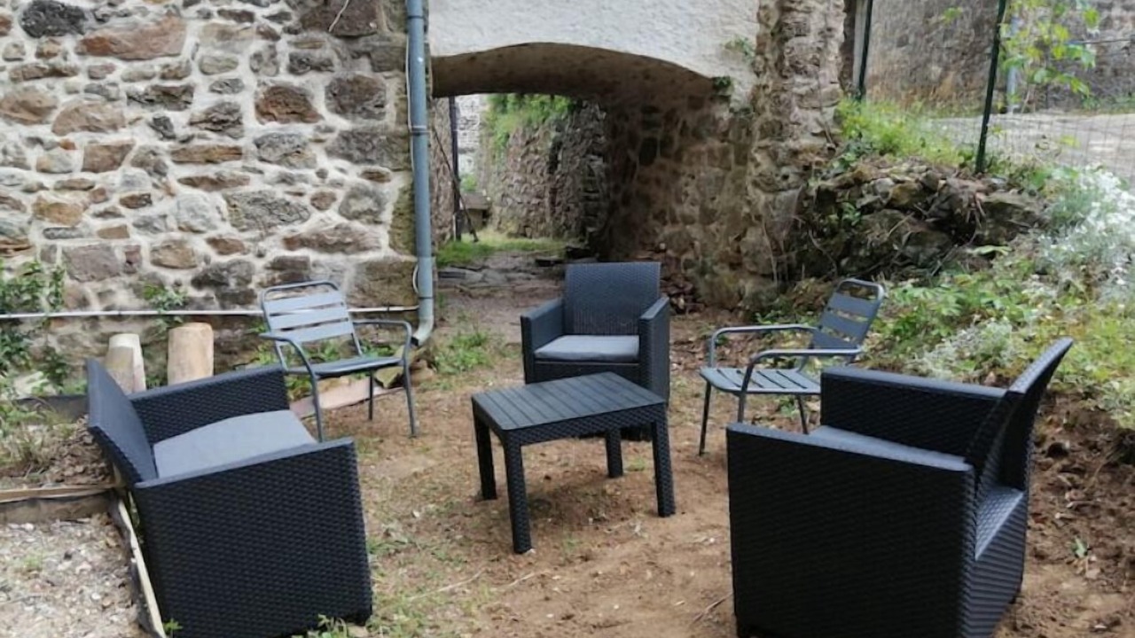 Photo of Patio Balcony in Thoiras